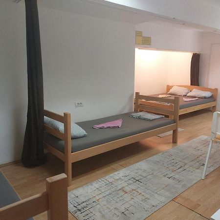 Hostel Inn Downtown Beograd Ngoại thất bức ảnh