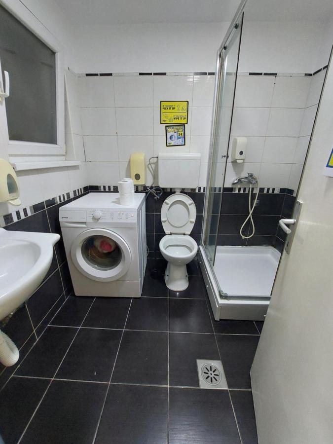 Hostel Inn Downtown Beograd Ngoại thất bức ảnh