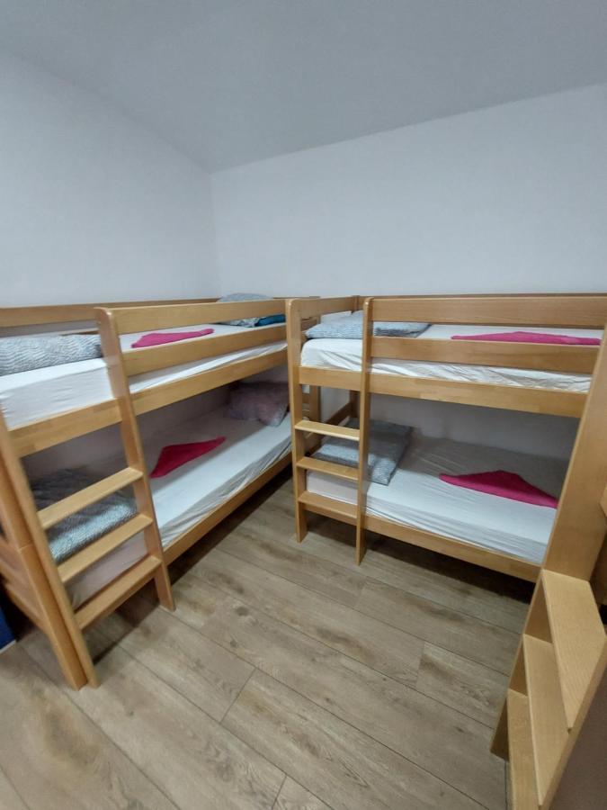 Hostel Inn Downtown Beograd Ngoại thất bức ảnh