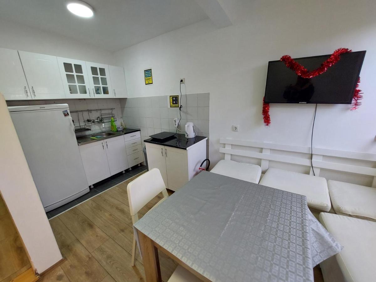 Hostel Inn Downtown Beograd Ngoại thất bức ảnh