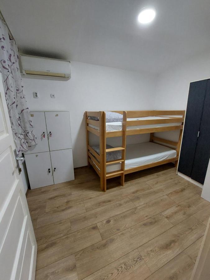 Hostel Inn Downtown Beograd Ngoại thất bức ảnh
