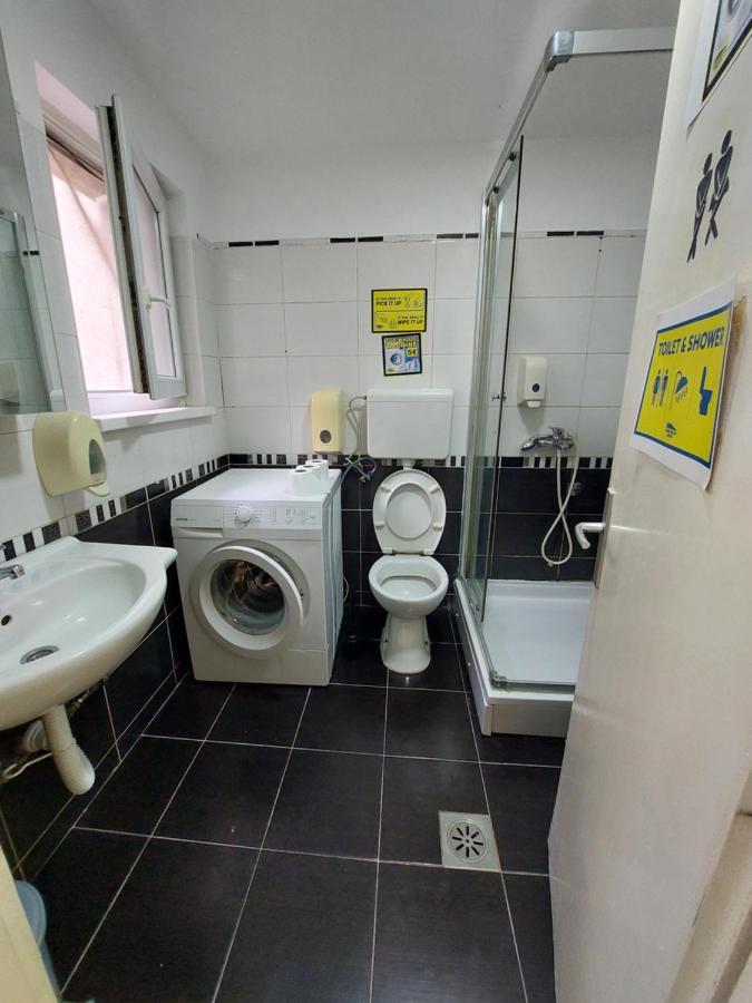 Hostel Inn Downtown Beograd Ngoại thất bức ảnh