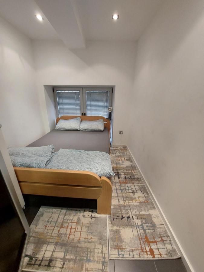 Hostel Inn Downtown Beograd Phòng bức ảnh