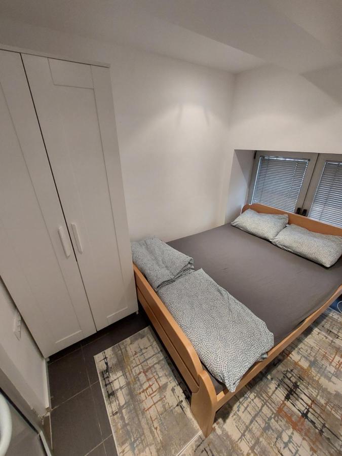 Hostel Inn Downtown Beograd Ngoại thất bức ảnh