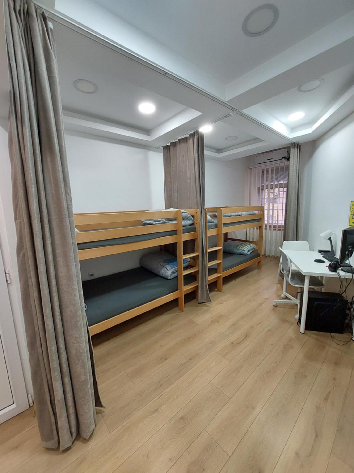 Hostel Inn Downtown Beograd Ngoại thất bức ảnh